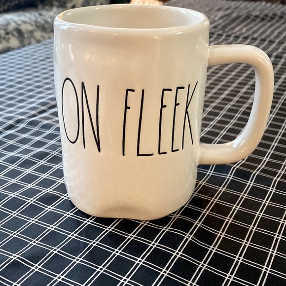 RAE DUNN mug/cup - Picture 1 of 8